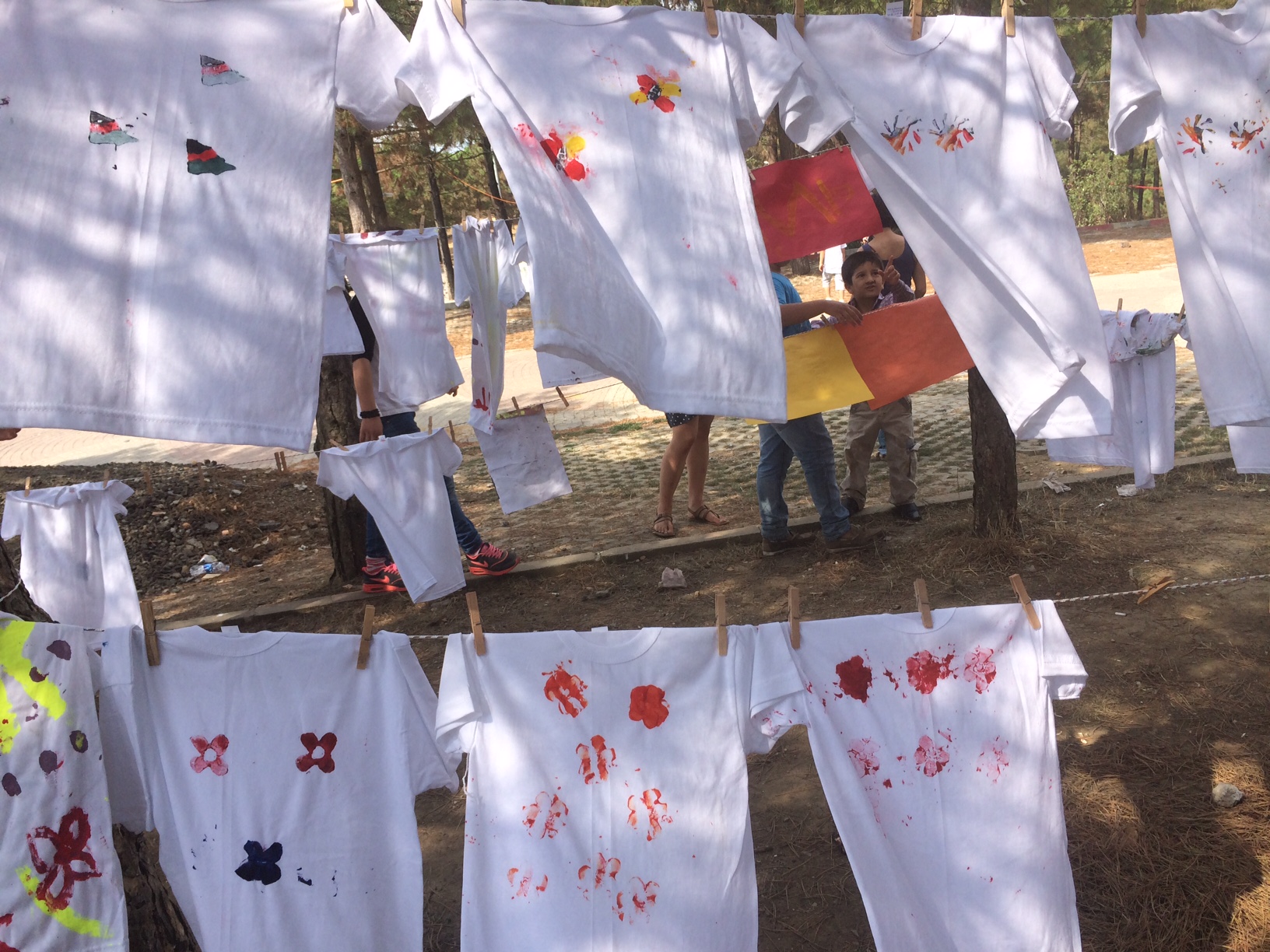 Family T-shirt making workshop with Ceyda Oskay