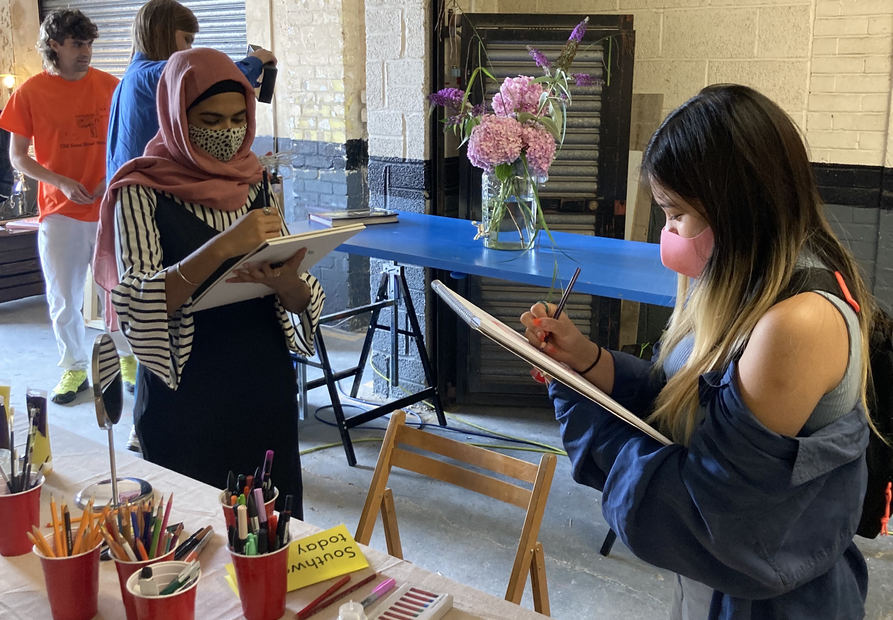 Draw Yourself – Self-portrait workshops